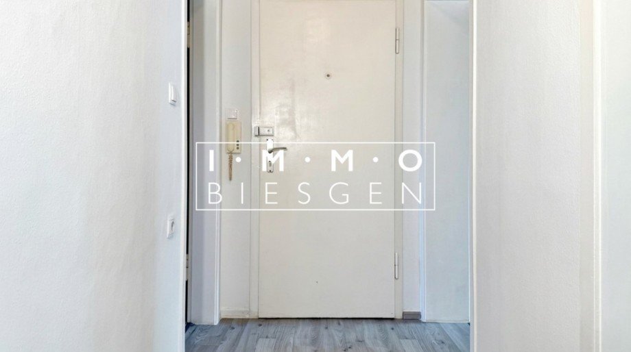 Eingangsbereich Etagenwohnung M�lheim an der Ruhr
