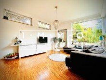 Anbau Einfamilienhaus mit Einbauk�che und Garage in 45475 M�lheim-D�mpten.