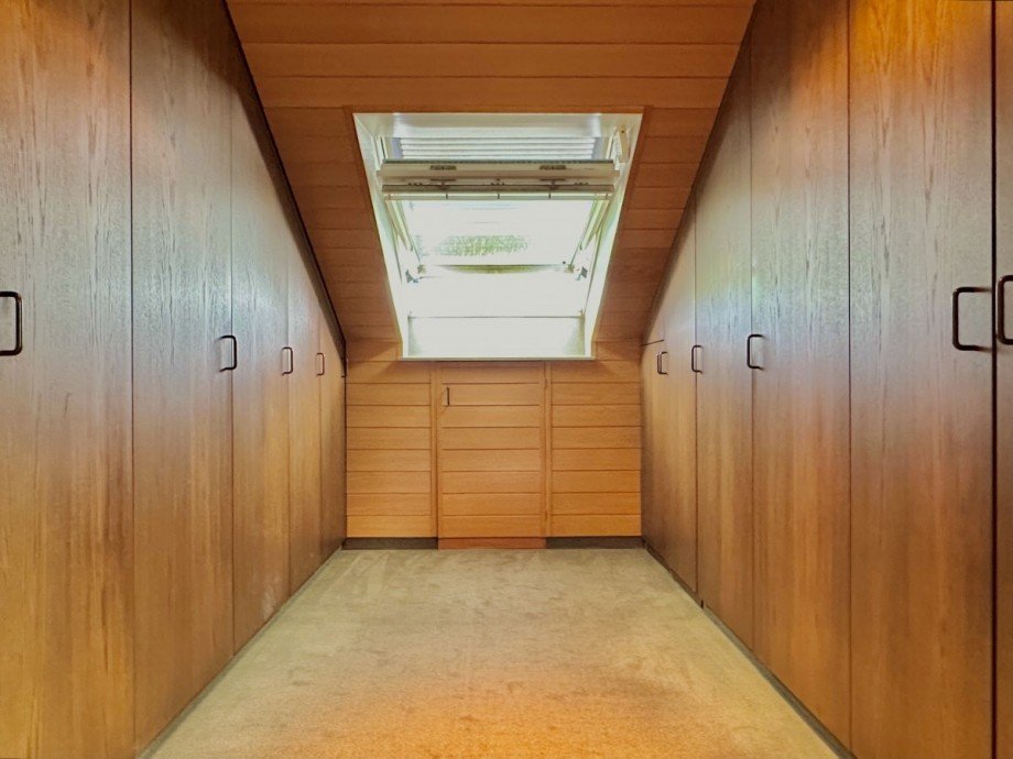 Ankleidezimmer OG Haus Bonn