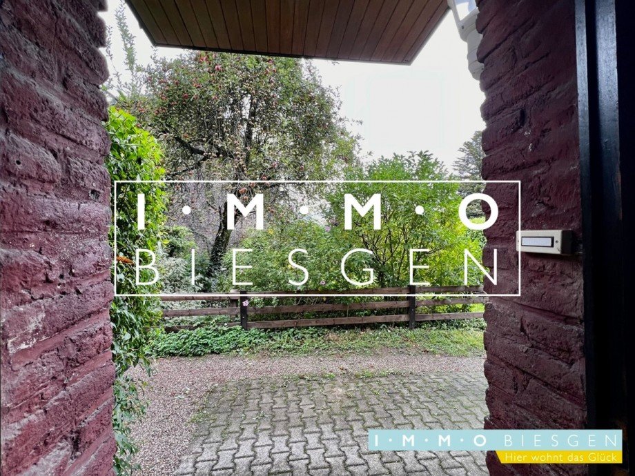 Eingang WE 1/3 Mehrfamilienhaus M�lheim an der Ruhr / Holthausen