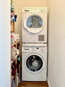 Hauswirtschaftsraum Zwei Balkone + zwei Zimmer = Ihre liebevoll renovierte Eigentumsohnung in 45478 Broich