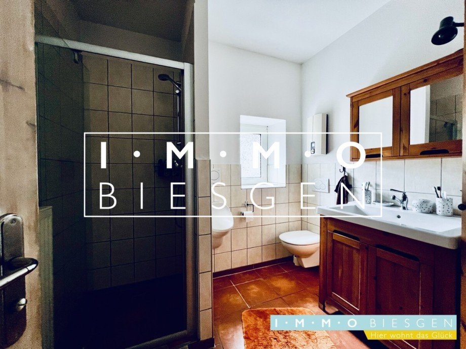 WE 1/3 Mehrfamilienhaus M�lheim an der Ruhr / Holthausen