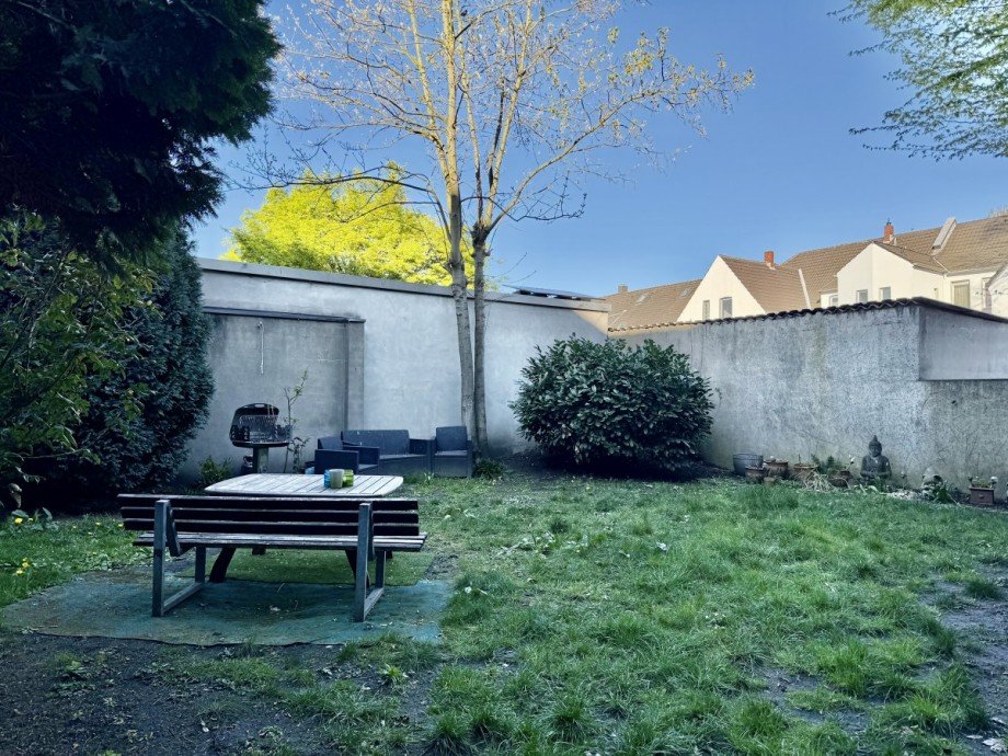 Garten Mehrfamilienhaus Oberhausen