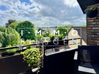 Hauptbild Balkon mit Weitblick - Wohnung und Tiefgaragenplatz zur Kapitalanlage in beliebter Lage von Mülheim
