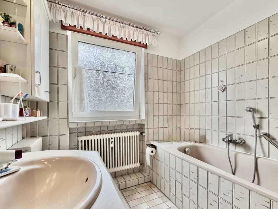 Badezimmer II Wohnung Essen