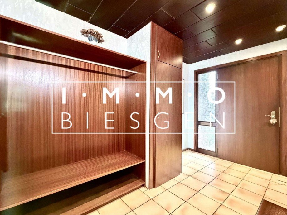 Garderobe Haus Duisburg