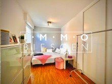 Kinderzimmer 1 Einfamilienhaus mit Einbauk�che und Garage in 45475 M�lheim-D�mpten.
