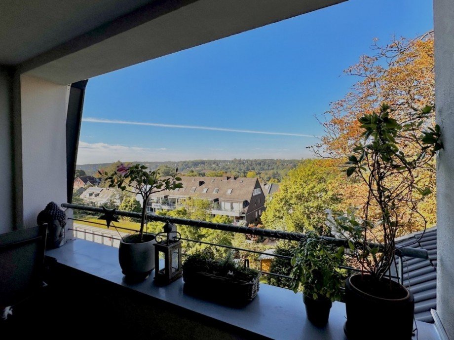 Terasse mit Markise Maisonettewohnung M�lheim an der Ruhr