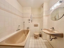 Badezimmer 2 Attraktive Wohnung in Essen Kettwig.