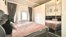 Schlafzimmer  Haus im Haus  Familientraum mit Garten, Pool, Sauna und Garage in Oberhausen