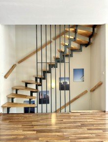 Treppe Erdgeschoss Tolles Reihenhaus zum Verkauf. Einfamilienhaus f�r die Familie.