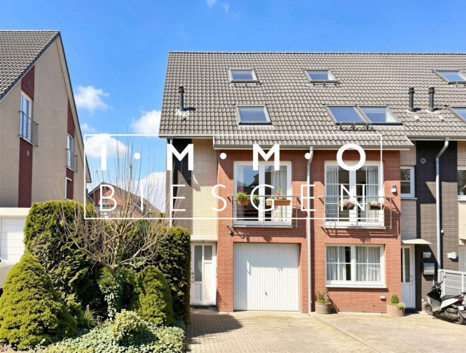 Au�enansicht Reihenendhaus M�lheim an der Ruhr