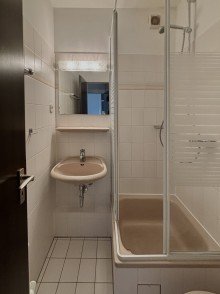 Badezimmer 1 Attraktive Wohnung in Essen Kettwig.