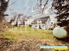 Garten neben dem Haus Freie Sicht �ber Feld und Wiesen.
Freistehendes Einfamilienhaus oder Bauland in M�lheim Menden