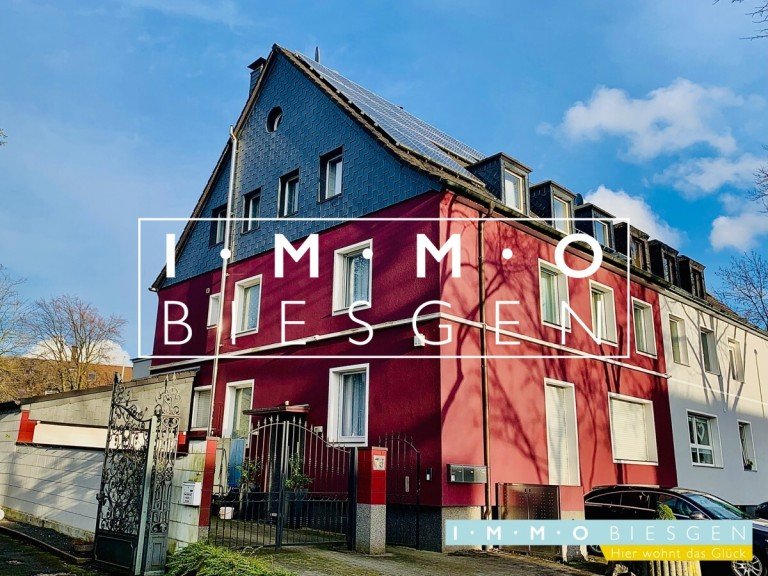 Stra�enansicht Essen / Stadtwald Einfamilienhaus Zwischen Schellenberger Wald und Bredeneyer Berg! Haus in Essen-Stadtwald