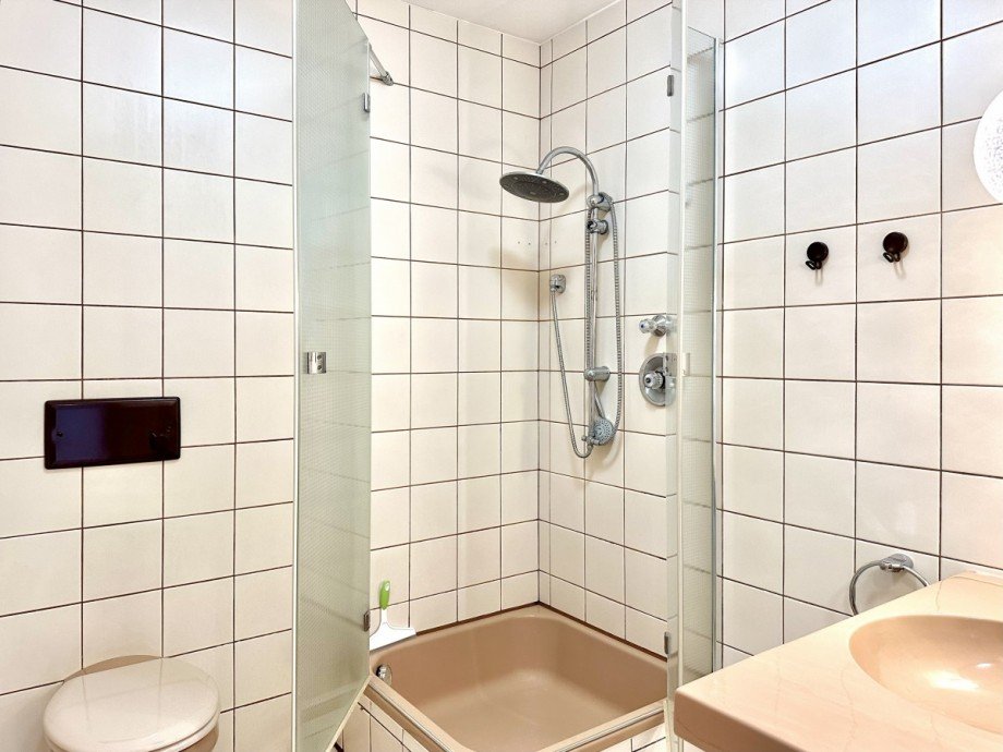 Badezimmer; Wohnung Haus Bonn