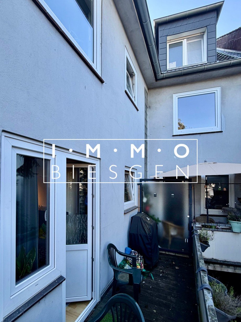 Balkon 1. OG R Mehrfamilienhaus Oberhausen