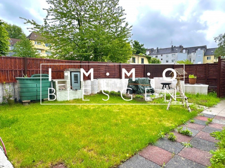 Garten Mehrfamilienhaus Oberhausen