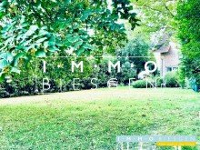 Garten Einfamilienhaus mit 3 Kinderzimmern und das Au Pair hat auch noch Platz in 45472 M�lheim an der Ruhr Hei�en.