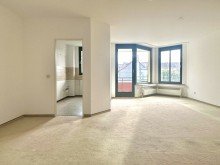 Wohn-/ Esszimmer Attraktive Wohnung in Essen Kettwig.